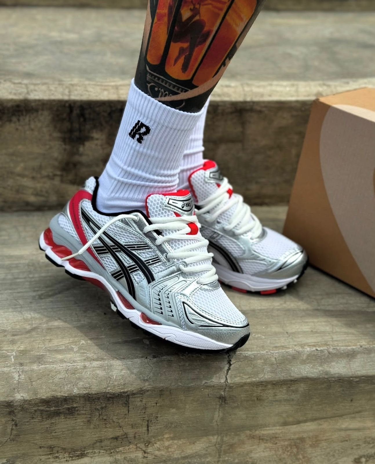 ZAPATILLA DEPORTIVA
